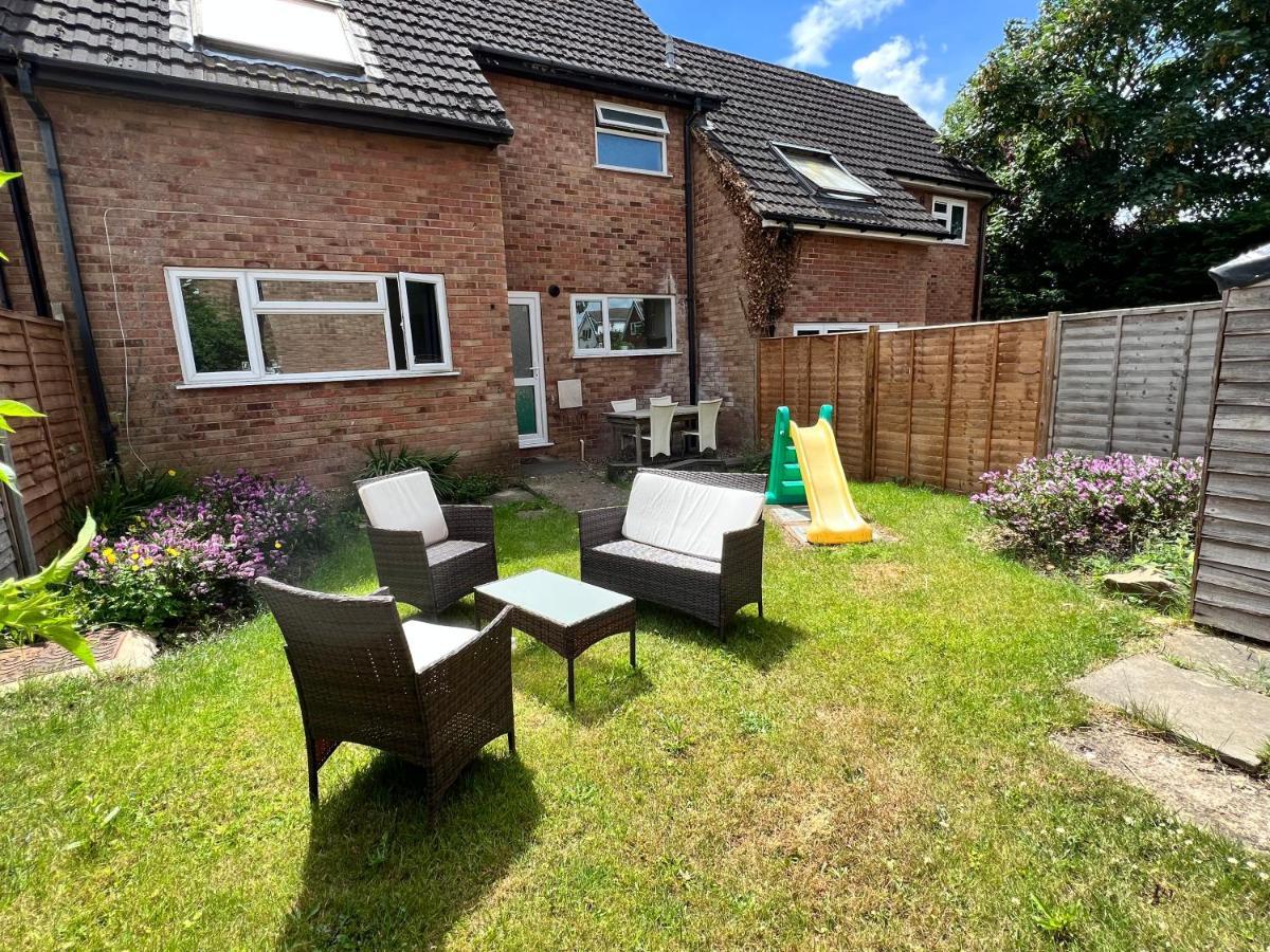 Modern House In The Heart Of The Lutterworth Villa Exterior foto